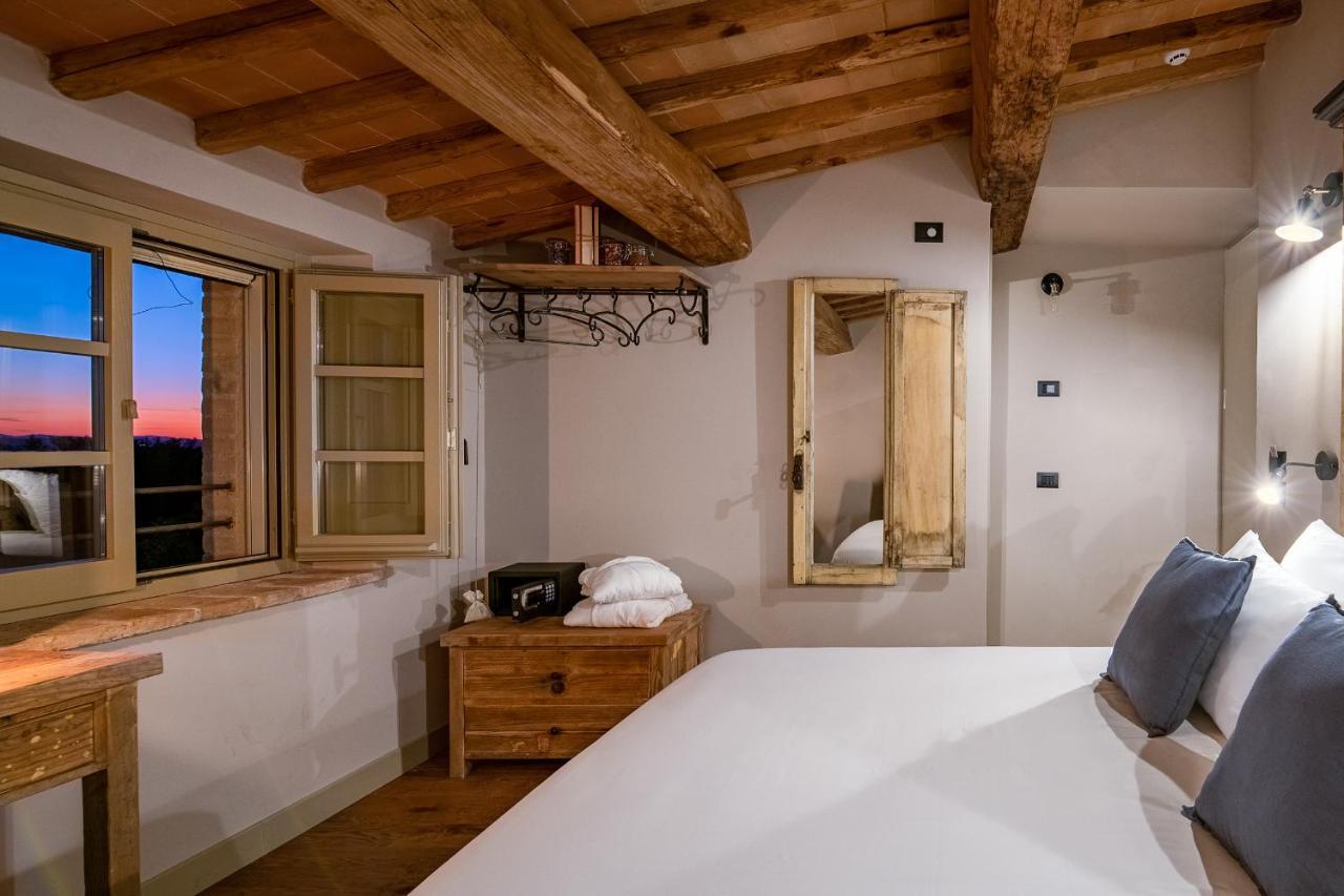Отель Borgo Antichi Orti Ассизи Экстерьер фото